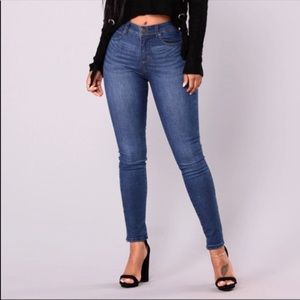 Fashion nova size 9 jeans